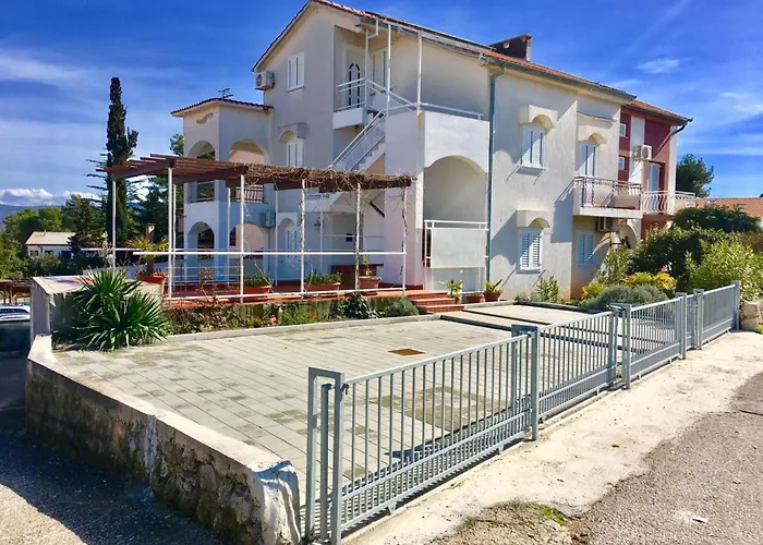 Close To The Sea And Apartament